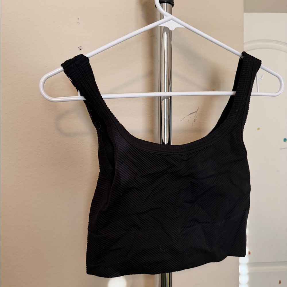 Black Ribbed Crop Top